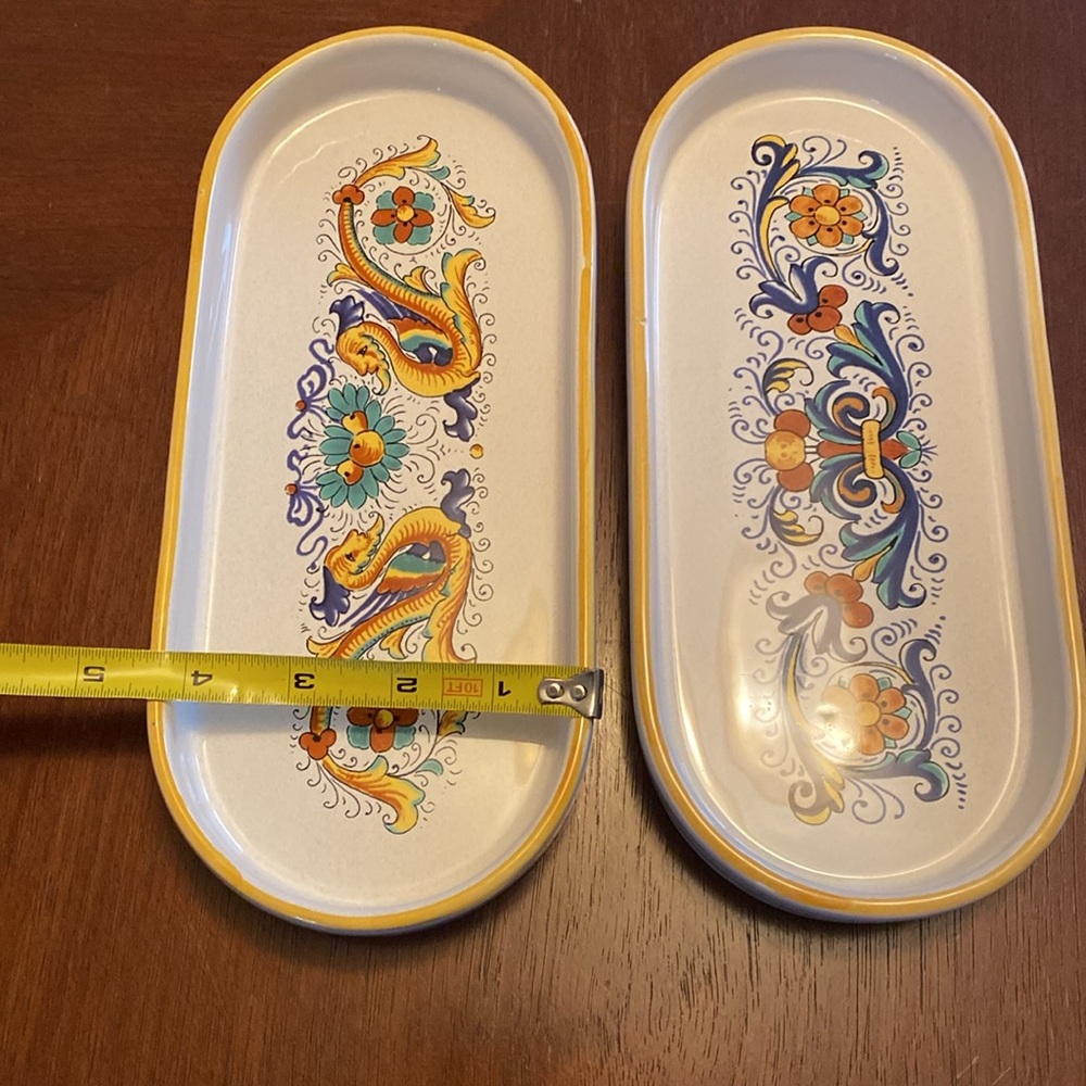 Set of Two Handcrafted Ceramic Deruta Trays from Italy. - Picture 6 of 8